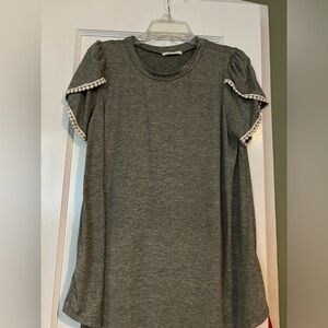 Reb J  Soft Top! Great for summer! XL